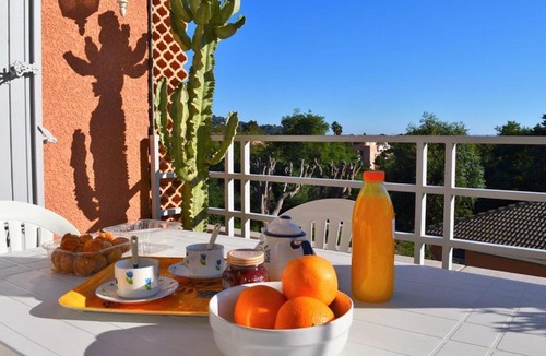 Cavaliere Apartment | Appartement Le Lavandou, 4 pièces, 6 personnes - FR-1-251-343