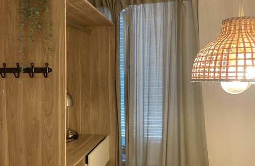 Old Town Apartment | Appartement LEON, port & halles départ Ferry, proche plages