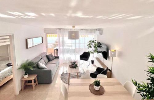 Les Sablettes Apartment | Appartement Luxueux "La Mer" by Résidence La Fontaine