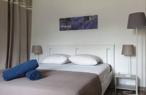 Montfavet Apartment | Appartement Reposant, Climatisé Pour 4 Pers