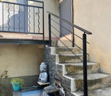 Puyvert Apartment | Appartement st Victor