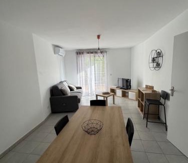 Les Baumettes Apartment | Appartement T2 proche des calanques Sormiou et Morgiou