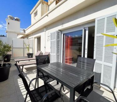 La Californie Apartment | Appartement Terrasse Climatisation Parking