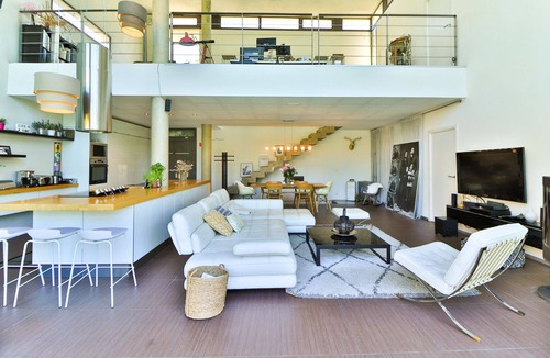 Les Baumettes Villa | ARCHITECT-DESIGNED VILLA AT THE GATEWAY TO THE CALANQUES PARK