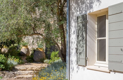 Malaucene Villa | Arfuyen Estate – An exceptional property (concierge service)