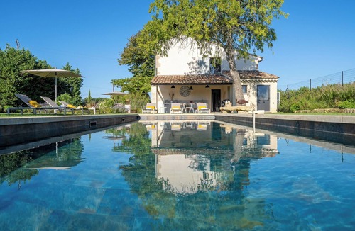 Robion House | At the foot of the Luberon, old mas completely renovated, swimming pool 12m Balinese stone