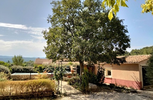 Gargas House | Au Milieu des Vignobles, Près de Plusieurs Sites Classés et Chemins de Randonnée