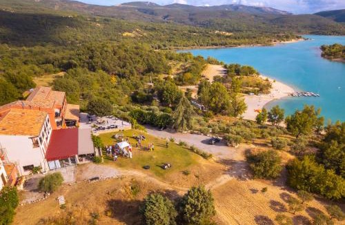Les Salles-sur-Verdon Hotel | Auberge des Salles