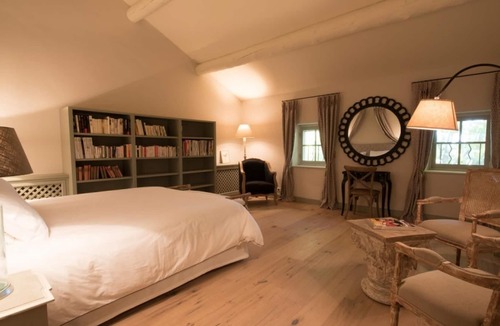 Noves House | Bastide de la Felicité - St. Remy-de-Provence, Sumptuous Bastide with Glorious Garden, 2 Beautiful P