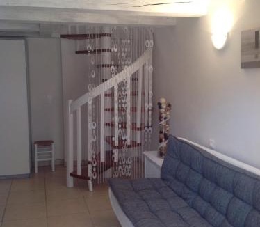 Bagnols-en-Foret Apartment | Bastide de l'Ovalie Gites