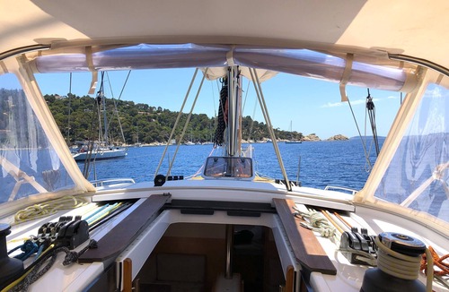 Hyeres Boat Rental | Bateau Loué Pour une Sortie à la Journée ou Pour Plusieurs Jours Avec Couchage