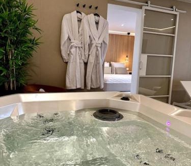 Miramas Apartment | BDSM TanTra Love Room & SPA