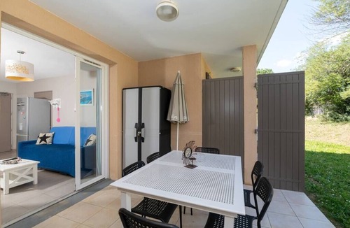 Les Bormettes Apartment | Beach Pool Steam room Tennis