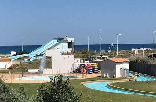 Port Leucate Villa | Beachfront Villa with Sea View, Sleeps 4, Parking, Near Shops & Aqualand, Pets Allowed
