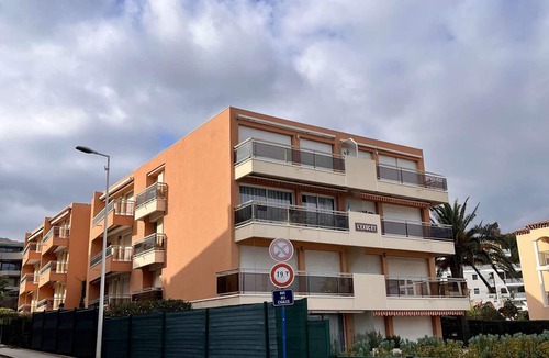 Cavaliere Apartment | Beachside 2-Room Apartment with Private Garden, Terrace, and Parking