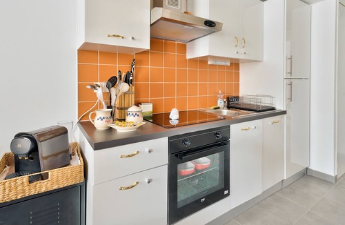 Hotel-de-Ville Apartment | Beautiful 2 bedroom apartment 3 min walk from the Old Port