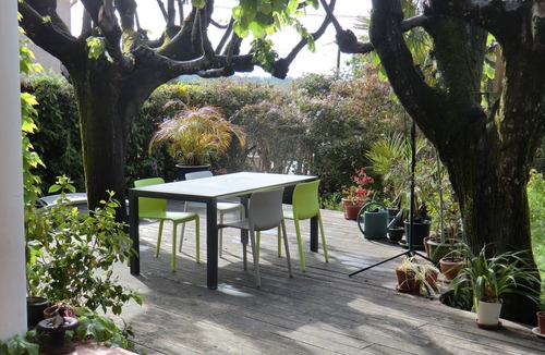 Forcalquier House | Beautiful and pleasant town house with shady garden in Forcalquier