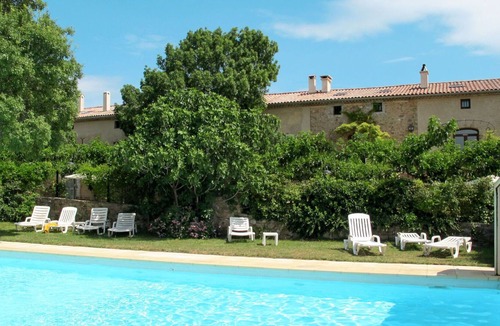 Ollieres Villa | Beautiful apartment in villa for 8 guests with WIFI, pool, TV, terrace and parking