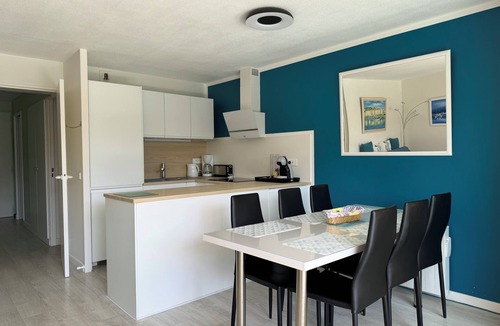 Giens Apartment | BEAUTIFUL APARTMENT FOR 6 PEOPLE ON THE WATER