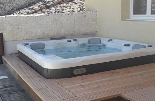 Malaucene House | Beautiful country house with large spa and panoramic view