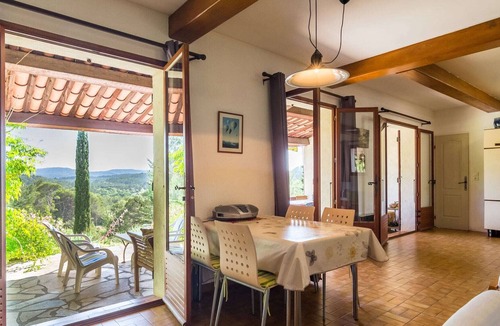 Saint-Antonin-du-Var House | Beautiful Holiday Home with Private Swimming Pool in Var