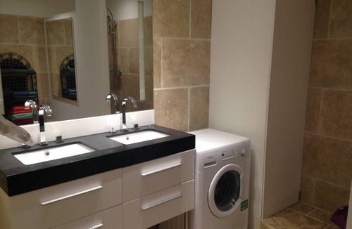 Comps Apartment | Beautiful ground floor apartment with swimming pool and parking space
