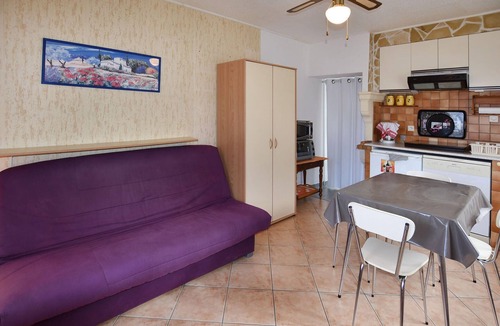 Caromb House | Beautiful home in Caromb with WiFi