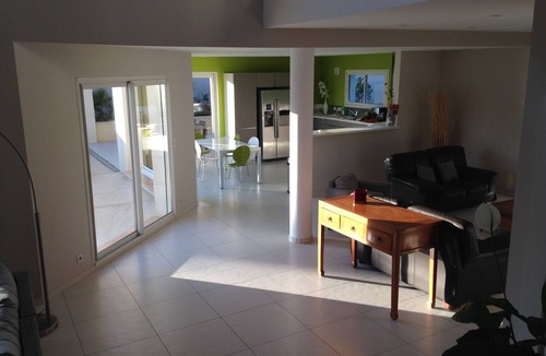 Marignane Villa | Beautiful modern Villa of 300 m2 in calm with swimming pool. Ideal Great Family