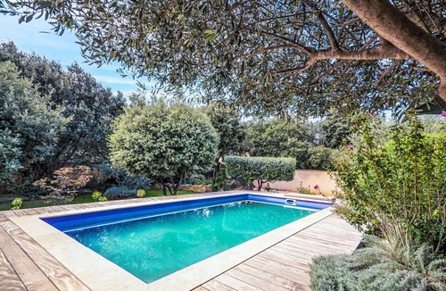 Vers-Pont-du-Gard House | Beautiful private villa for 8 guests with WIFI, private pool, A/C, TV, patio and pets allowed