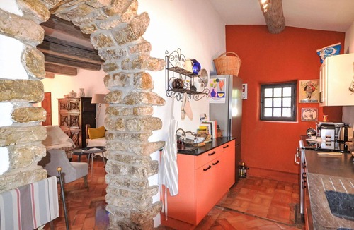 Menerbes House | Beautiful private villa for 6 guests with private pool, WIFI, TV, terrace and panoramic view