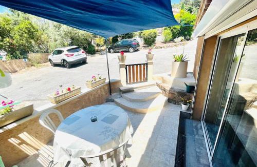 Taradeau Apartment | Beautiful studio in a secure private residence