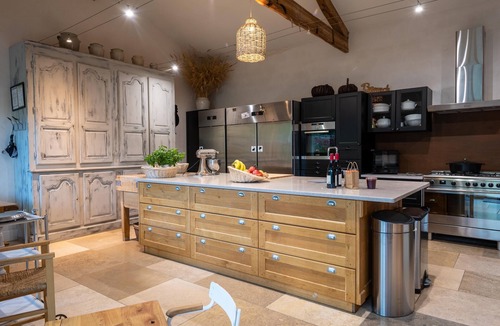 Cabannes Other | Beauty Villa Sleep 14 Walk to village, AC Heated Pool