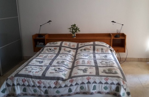 Pelissanne House | Bed and Breakfast in Provence (1/2)