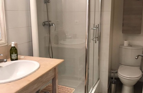 Avignon City Centre Apartment | Bel appartement historique au coeur d'Avignon/beautiful apartment in Avignon