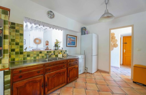 Grans Other | Belle Villa Provençale Dans Parc Paysagé Avec Piscine/sauna/balnéo + Dépendances