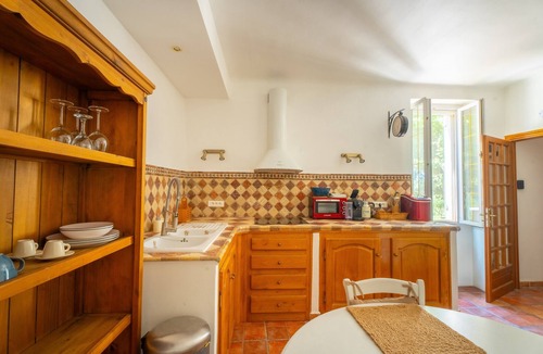 Grans Other | Belle Villa Provençale Dans Parc Paysagé Avec Piscine/sauna/balnéo + Dépendances
