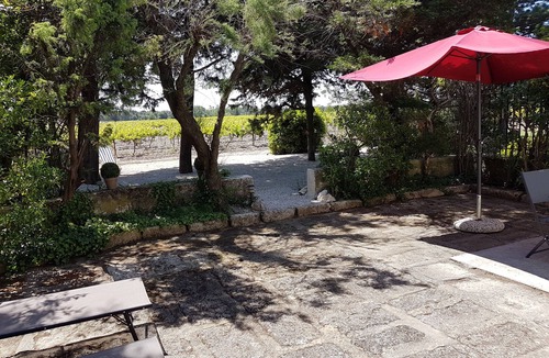 Domazan House | Between Avignon and Pont du Gard Mas Provencal for 2 to 4 people