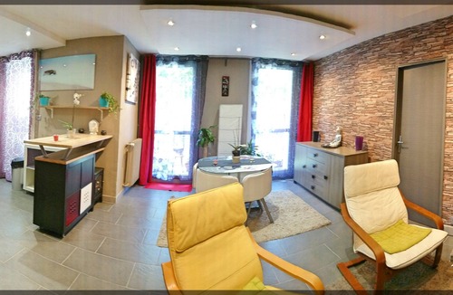 Marignane Apartment | Blue coast apartment near airport, jaï beach and blue coast