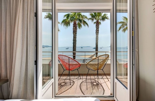 Toulon - Hyeres Hotel | Bor Hôtel & Restaurant - Plage privée