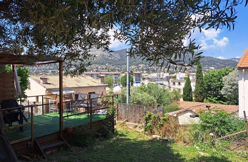 Le Mourillon Villa | Bottom of villa near beaches