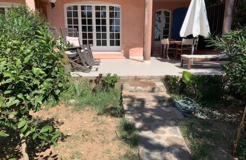 Rayol-Canadel-sur-Mer Apartment | Bougainvillier C