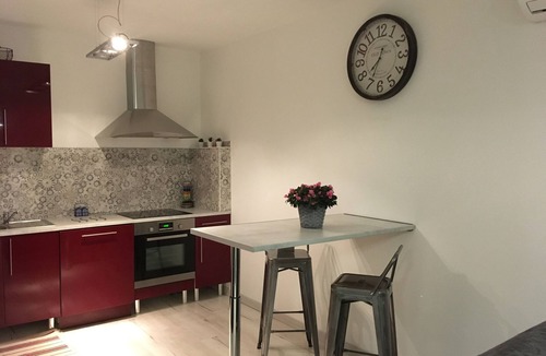 Sernhac House | BRIDGE OF THE GARD RENTED T2 IN VILLA WITH SWIMMING POOL
