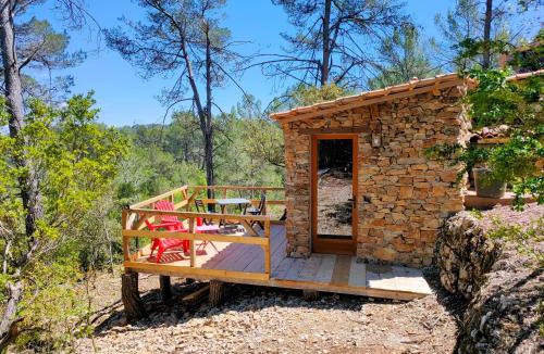 Tourves Cabin | Cabane des pachous