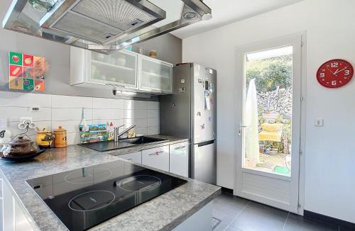 Auriol House | Campagne en ville Villa T3 75m2 Jardin 60m2