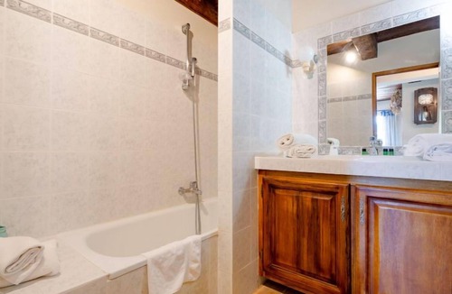 Bauduen Apartment | Campagne les Oliviers by Interhome