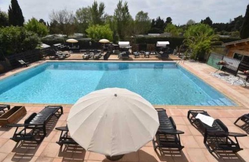 Paluds de Noves Ski Chalet | Camping 4 étoiles - Piscine - eehf0f