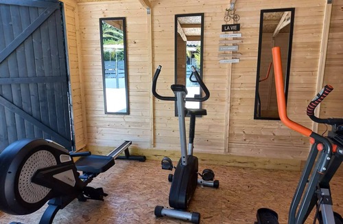 Paluds de Noves Ski Chalet | Camping Verbela Village * - 4-room chalet for 5 people with air conditioning