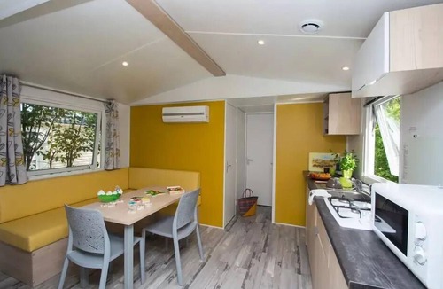 Apt House | Campsite maeva Breathe Le Luberon * - Cottage Luberon Premium 3 Rooms 4 People Air Conditioned