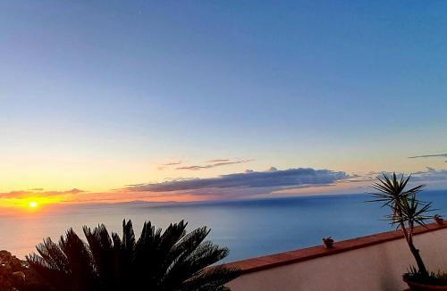 Furore House | "CASALENA" Villa a Furore Amalfi coast con grande terrazzo e vista sul MARE