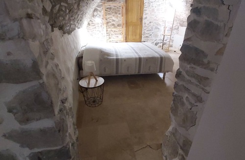 Chateauneuf-Val-Saint-Donat House | Charming cottage of 60m2
